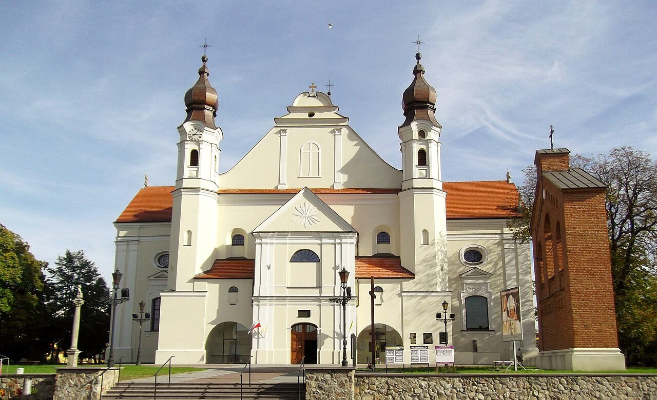 Kolegiata Niepokalanego Poczęcia Najświętszej Maryi Panny i Świętego Michała Archanioła - Sanktuarium Matki Bożej Łaskiej