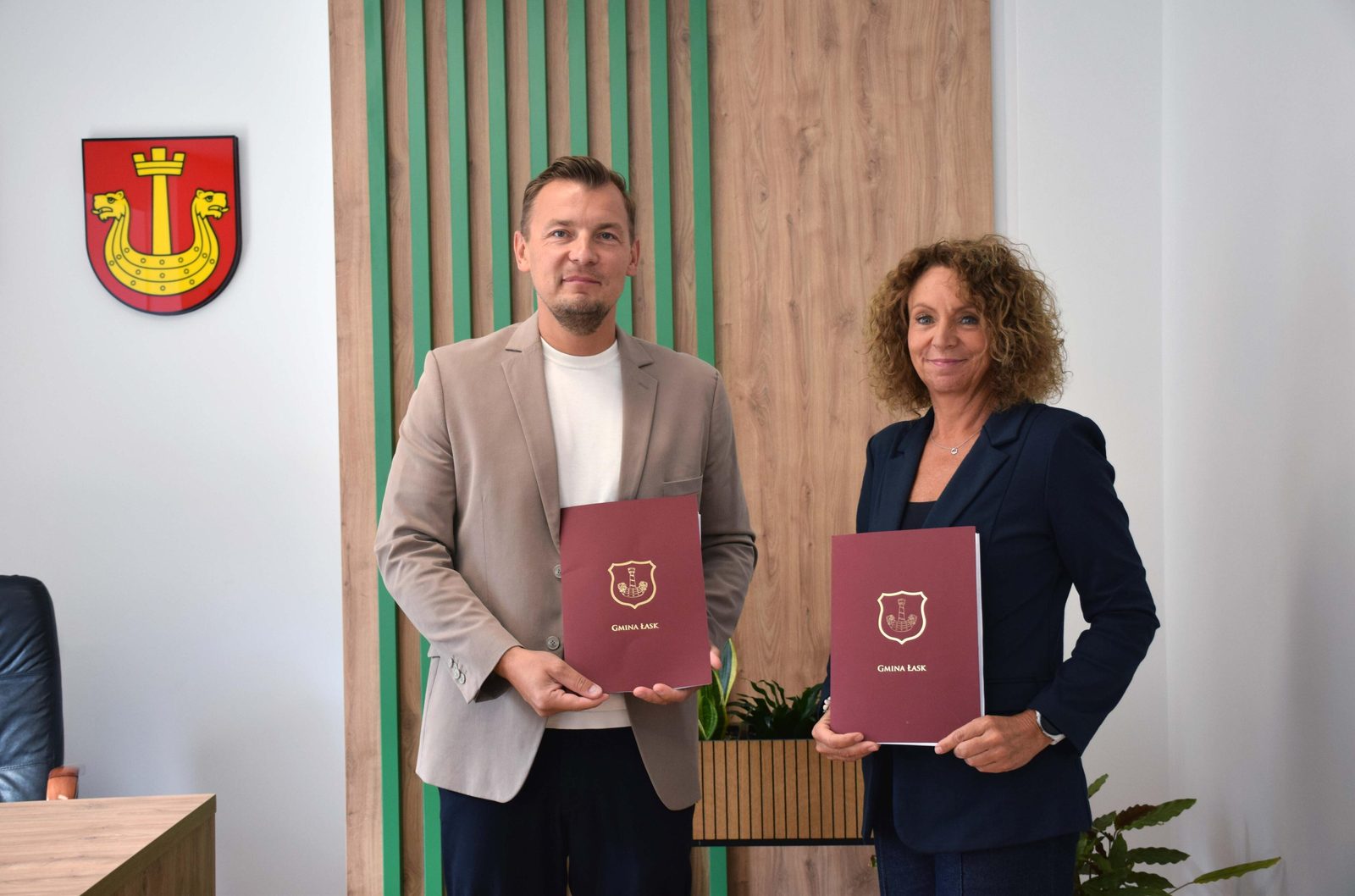 Pierwsza umowa na trasę pieszo-rowerową z Kolumny do Łasku